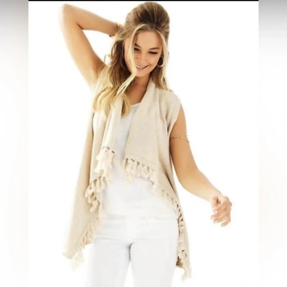 Lilly Pulitzer Gold Abbott Vest Open Front Cardigan With Fringe Size Medium M - Picture 1 of 6